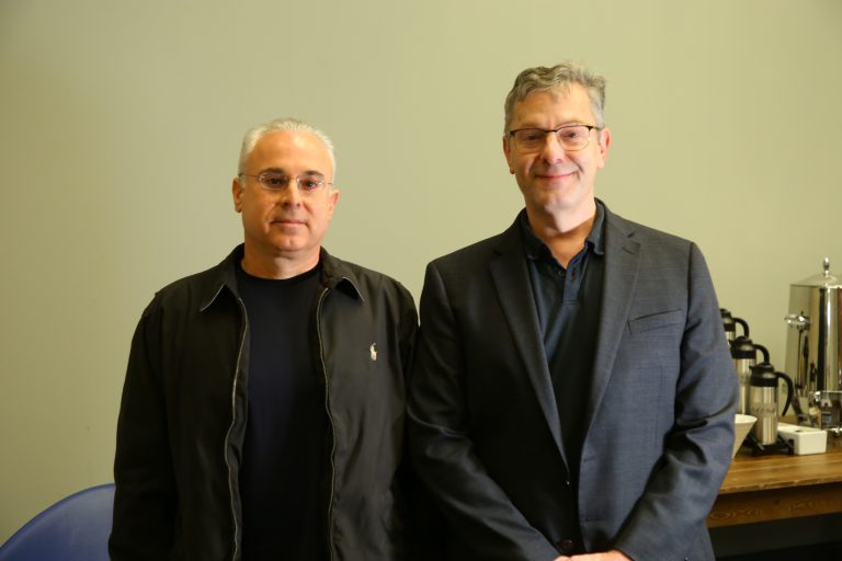 Gilad Shainer, senior vice president of Marketing at Nvidia Corp., and Will Eatherton, senior vice president of data center, internet and cloud infrastructure engineering at Cisco Systems, Inc., talk with theCUBE about reference architectures during the Nvidia GTC Washington, D.C. event – 2025.