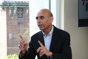 Sanjeev Mohan, principal analyst at SanjMo, talks with theCUBE Research’s Dave Vellante about enterprise integration at IBM Think – 2025.